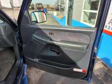 2001 Chevy Silverado 2500----$4432